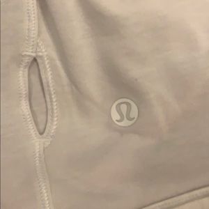 Lululemon crop top